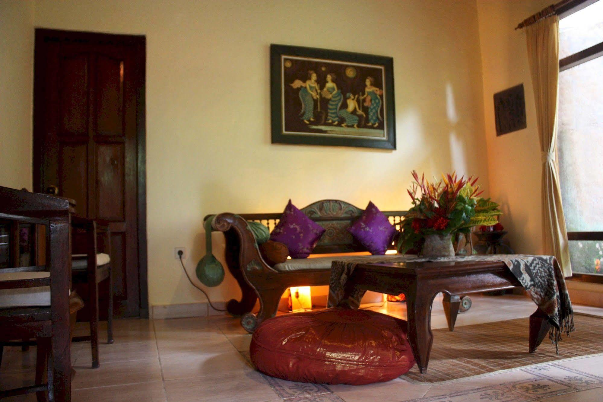 Rambutan Boutique Hotel ロヴィーナ エクステリア 写真