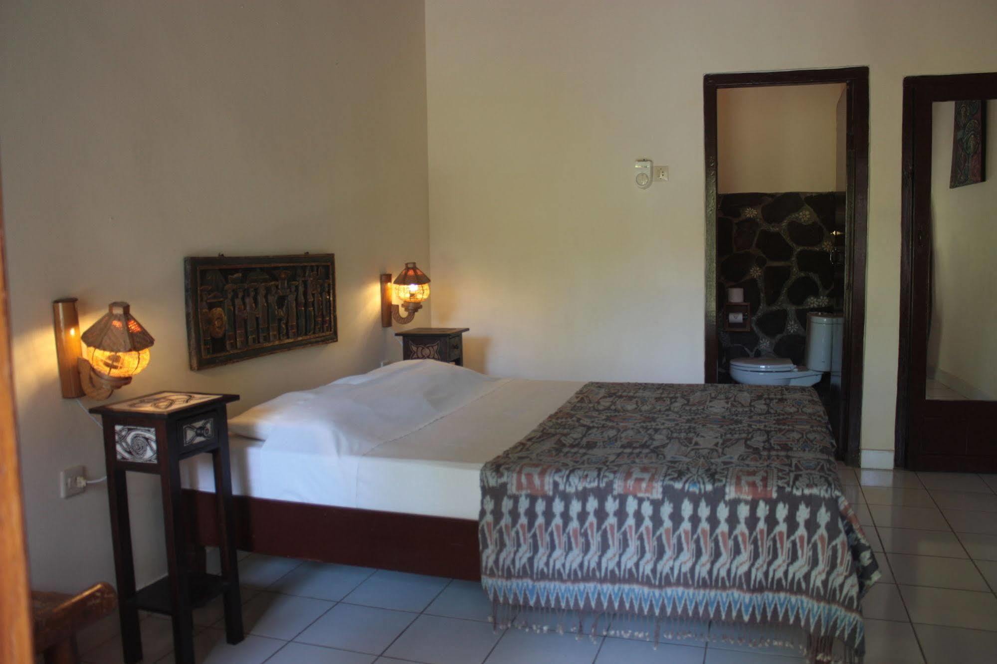 Rambutan Boutique Hotel ロヴィーナ エクステリア 写真
