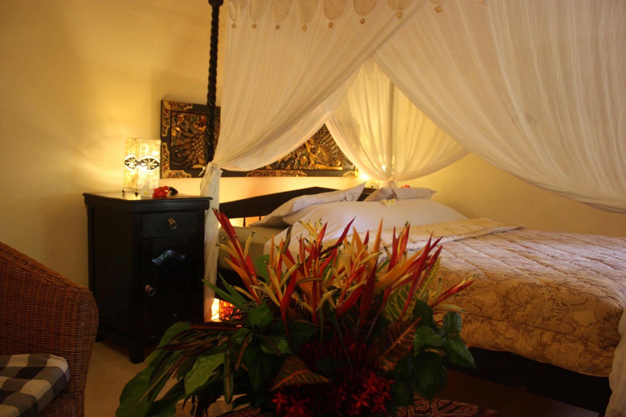 Rambutan Boutique Hotel ロヴィーナ エクステリア 写真